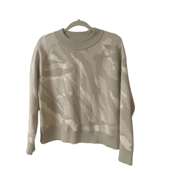 Athleta Sweater tan & cream camo design Small - Picture 1 of 3